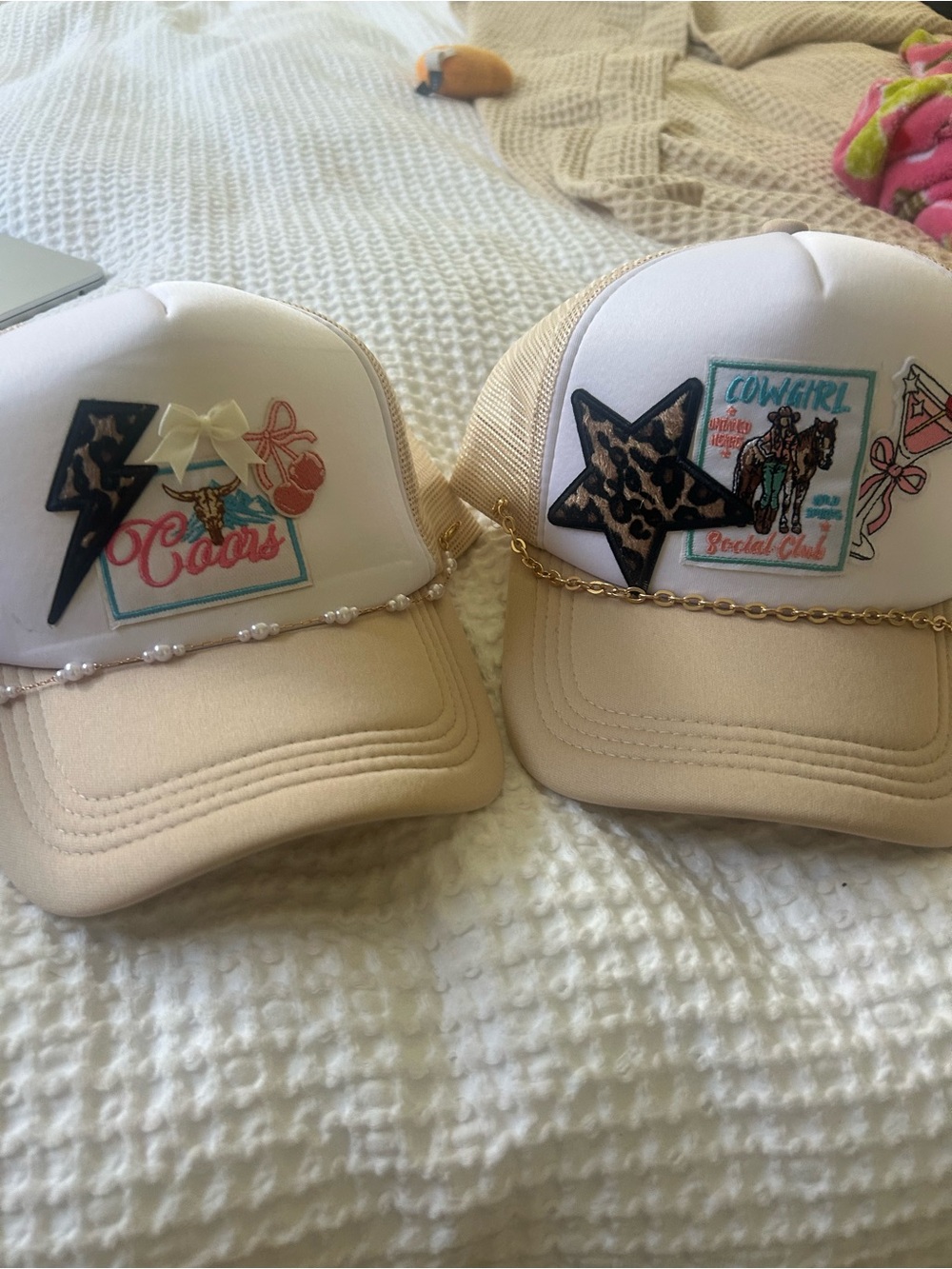 Beige & White Embellished Trucker Hat - Cute Patch Design